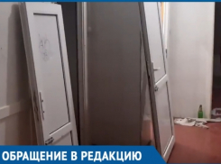 Молодежь выбила двери в туалете гипермаркета «Магнит» в Волгодонске и превратила его в помойку