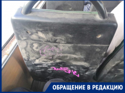 Толстый слой грязи и пыли в автобусе №4А возмутил волгодончанку