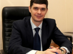 Следить за распоряжениями Голубева в Волгодонске будет министр промышленности Андрей Савельев