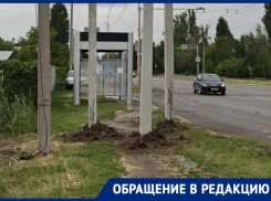 «Такое вообще законно?»: трансформатор для магазина в ДНТ «Донской сад» установили на единственной пешеходной дорожке, по которой дети ходят в школу