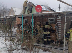 Беспечность с печью едва не лишила жителей домов в двух садоводствах Волгодонска