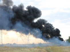Небо над Волгодонском затянуло черной пеленой  (ВИДЕО)