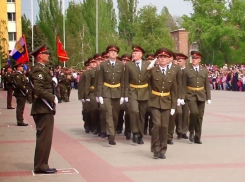 В Волгодонске прошел торжественный парад, посвященный Дню Победы