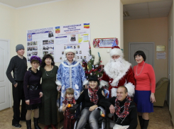 В Волгодонске прошла елка для людей с ограниченными возможностями