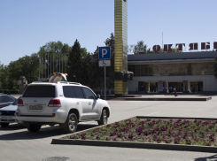 «Всем бы инвалидам такую машину» - фото из серии «Паркуюсь, как хочу» прислал Александр