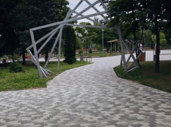 Украсьте свой придомовой участок качественной тротуарной плиткой от компании «ЗемДонСтрой»