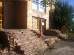 «В Волгодонске детская больница похожа на Припять, или Как власти плюют на наших детей» — читательница «Блокнота»