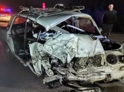 «Жигули» с пенсионером за рулем превратил в груду металла МАЗ у хутора Лагутники, погибла женщина