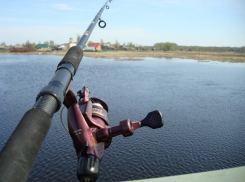 Волгодонца пытались зарезать во время рыбалки на Цимлянском водохранилище