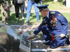 «Помним цену победы и чтим память погибших»: митинги памяти и возложения цветов ко Дню Победы прошли в Волгодонске 