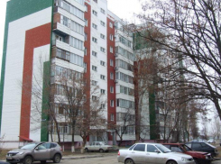 Волгодончанка разбилась насмерть, выпав из окна 9-го этажа, - источник