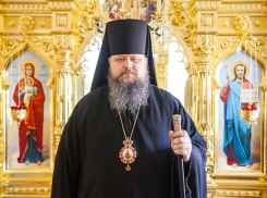 Епископ Волгодонский и Сальский Корнилий поздравляет горожан с праздником Пасхи