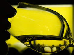 Рунет будоражит новость про волгодонца, который скончался после победы на соревнованиях по «литроболу» в магазине «Савелий»