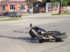 В Волгодонске на Гагарина «Hyundai» сбил мотоциклиста