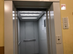 Стало известно, в каких домах Волгодонска заменят лифты в этом году