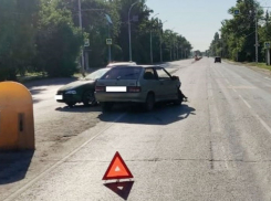 Разило алкоголем: лихач на «Опеле» устроил два ДТП и попытался скрыться от полицейских