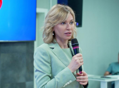 Форпост на востоке Дона: Екатерина Стенякина провела откровенный разговор с партактивом Волгодонска