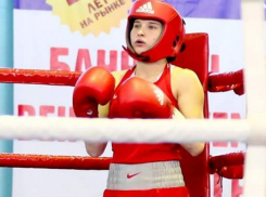 Волгодончанка Екатерина Пинигина начала выступление на ЧР по боксу с победы над челябинской спортсменкой