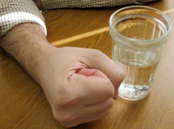 В Цимлянском районе мужчина до смерти забил возлюбленную, а затем сам вызвал скорую