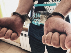 «Как в ГТА»: житель Зимовников избил таксиста, украл его машину и врезался на ней по пути в Волгодонск