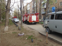 В Волгодонске на Горького,91 произошел пожар 