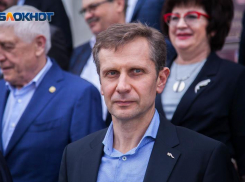 В собственности нет ничего: сколько заработал в 2021 году самый опытный депутат местной Думы