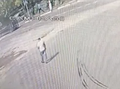 Забыла портмоне на капоте: волгодончанка просит помощи у автовладельцев в поисках утерянного кошелька