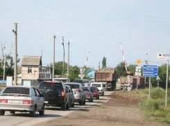 В Волгодонске попробуют предотвратить ДТП на железнодорожных переездах