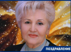 Руководитель детского сада «Колокольчик» Любовь Панферова отмечает юбилей