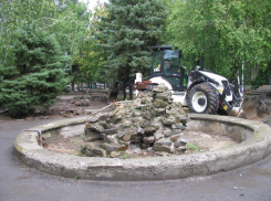 Запуск фонтанов на 50 лет СССР перенесли с весны на конец лета