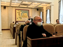 Алексей Бородин возмутился низкими пенсиями для депутатов городской Думы