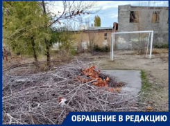 Жильцы одного из дворов Волгодонска опасаются поджога на детской площадке