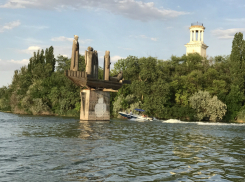 Ровно 38 лет назад на Дону появилась скульптурная композиция «Стенька Разин со товарищи на ладье»