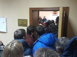 Волгодонску нужен ледовый дворец и стадион, а не ТРЦ, - горожане