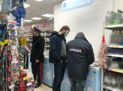5 в магазинах, 42 в автобусах: в Волгодонске выявили нарушителей масочного режима