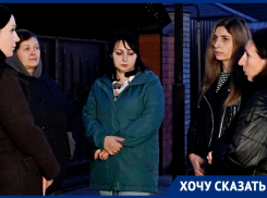  Детей кусают и пугают почти каждый день: безнадзорные собаки держат в страхе жителей бульвара Роз