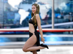 Дождевик или солнечные очки: какой аксессуар пригодится на выходных, узнала Светлана Лев