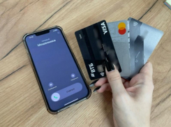 «Данные паспорта у мошенников»: неглупая волгодончанка попала под контроль преступников