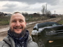 Десятки миллионов рублей долга: Владимир Брагин готовит «Город счастья» к банкротству?