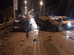 Страшная авария произошла на мосту в Волгодонске: есть пострадавшие