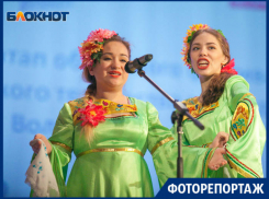 Студенты показали свои таланты на сцене ДК «Октябрь»