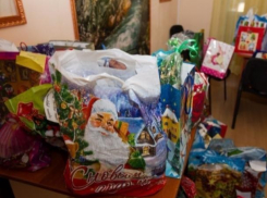 Меньше 150 рублей будут стоить новогодние подарки для детей из малоимущих семей