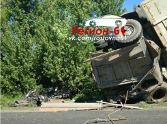 Молодой водитель погиб в жутком столкновении с КамАЗом на трассе Ростов-Волгодонск