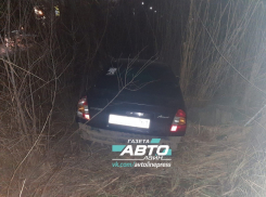 Пьяный водитель врезался в столб и вылетел с дороги на Жуковском шоссе