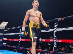 Волгодонец Харитон Агрба нокаутировал боксера из Кубы и продолжил беспроигрышную серию