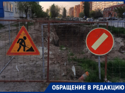 «Мы требуем ответов»: жители В-16 не дождались обещанного ремонта коллектора под окнами МКД