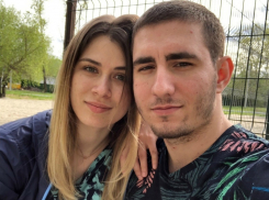 «Спас любимую, но пострадал сам»: молодая пара из Волгодонска попала в аварию по дороге в «Платов» 