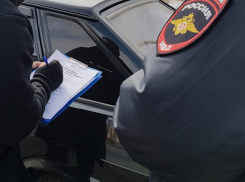 Купившему за 40 000 рублей права водителю вынесли приговор в Волгодонске