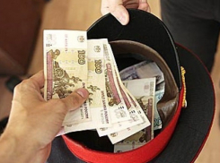 Борец с коррупцией из Морозовска за получение взятки отправится в тюрьму на три года