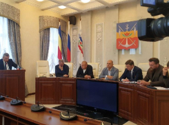 Волгодонск передаст больницы области, но продолжит тратить деньги на привлечение врачей